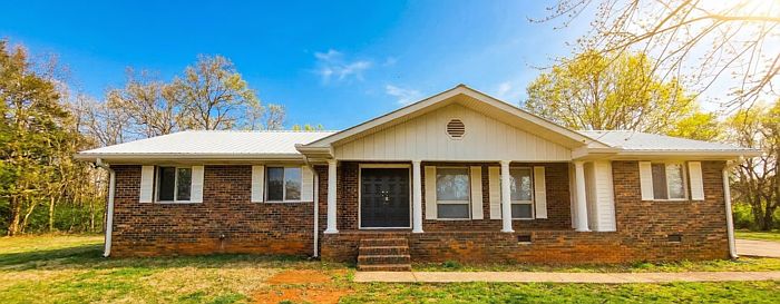 1st image of 6180 Elliott Family Pkwy