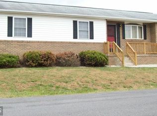 43 Dodd Ave, Petersburg, WV