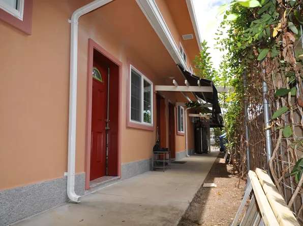 3371A Keanu St #1, Honolulu, HI 96816