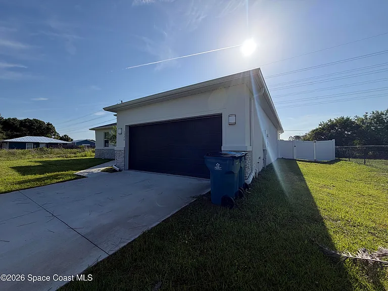 1326 Seeley Cir NW — Photo 29