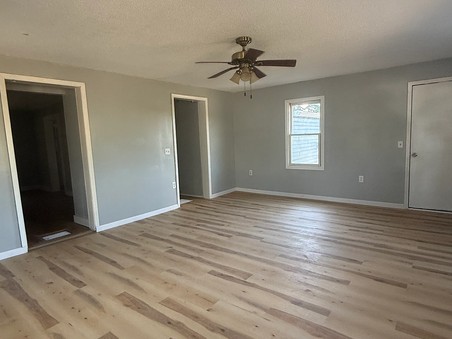 3 bed, 1606 sqft, $1,800 — Photo 3
