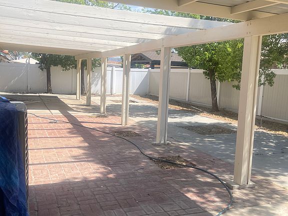 4th image of 26173 Windemere Way
