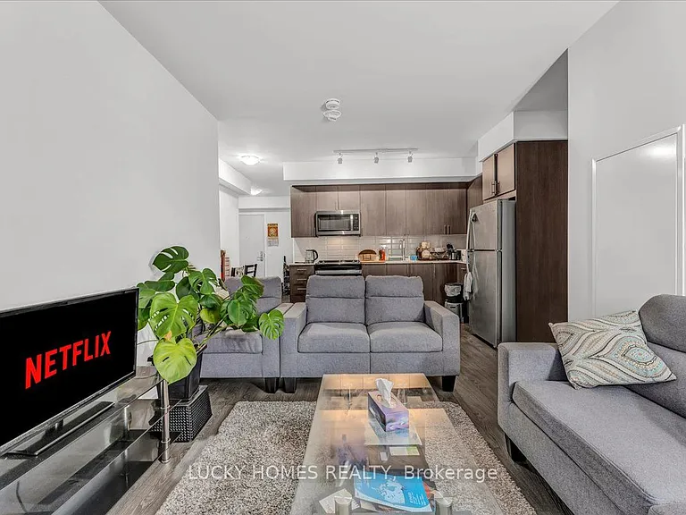 2550 Simcoe St N #317 — Photo 16
