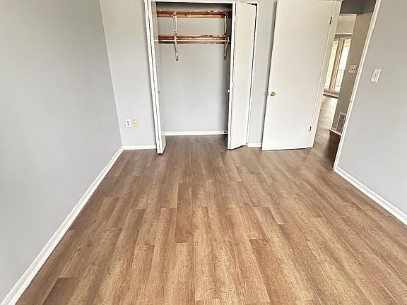 4th image of 2414 King Ave APT 14