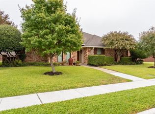 3106 Queenswood Ln, Garland, TX 75040
