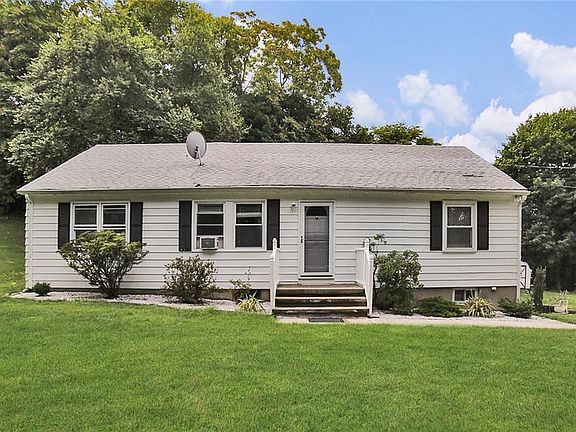2nd image of 26 Rick Ln W