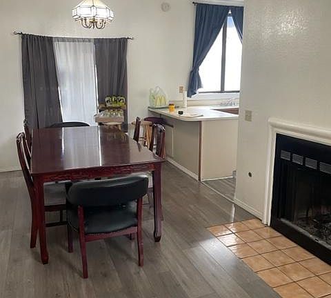 4th image of 324 Park Shadow Ct