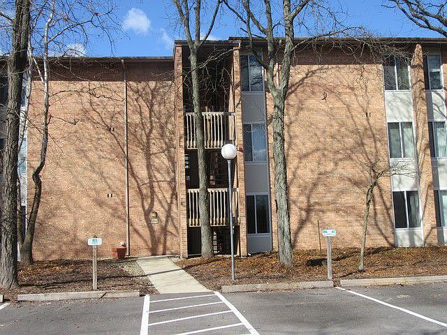 1st image of 6006 E Lake Dr APT 3C