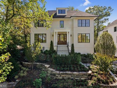 2916 Chesapeake St NW, Washington, DC, 20008