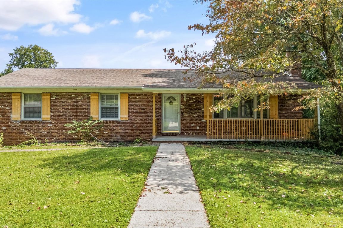 MLS # 1322327 | Chinquapin Drive Sevierville TN | Knoxville TN Real Estate  | Honors Real Estate Services, image size:1152x768