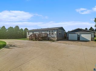 48196 Kim Cir, Brandon, SD 57005