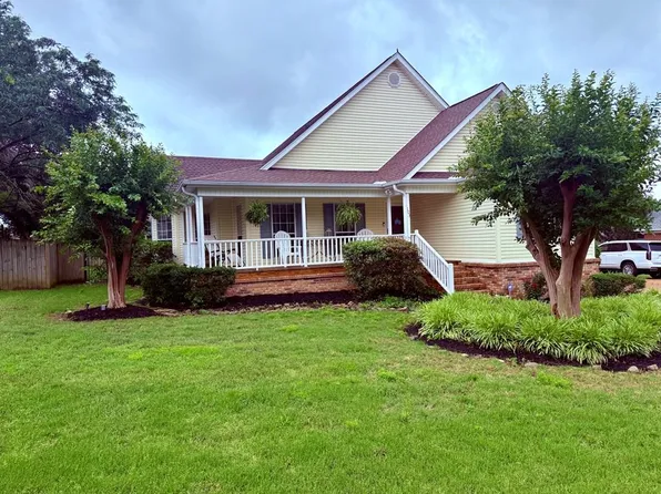 103 Sherwood Cv, Batesville, MS 38606