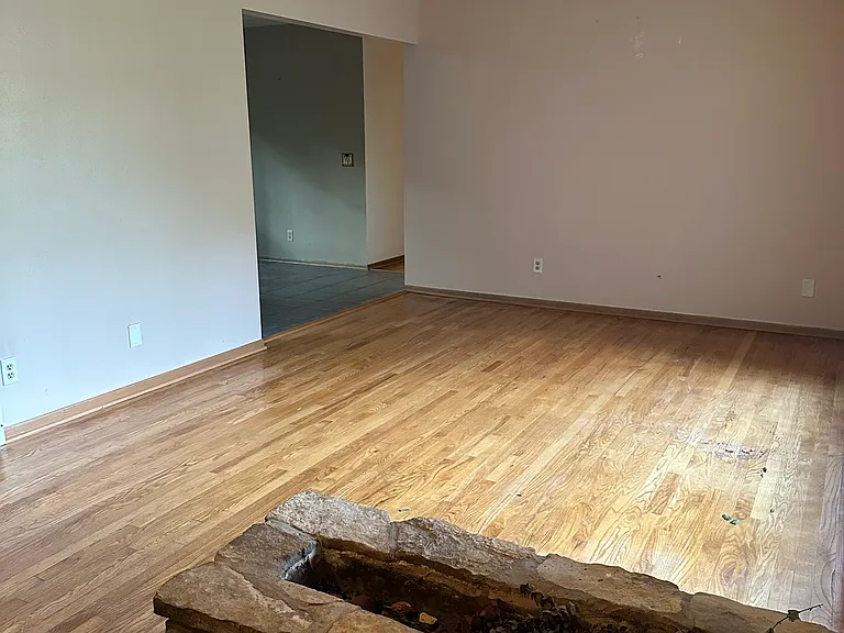 4026 River Dr — Photo 7