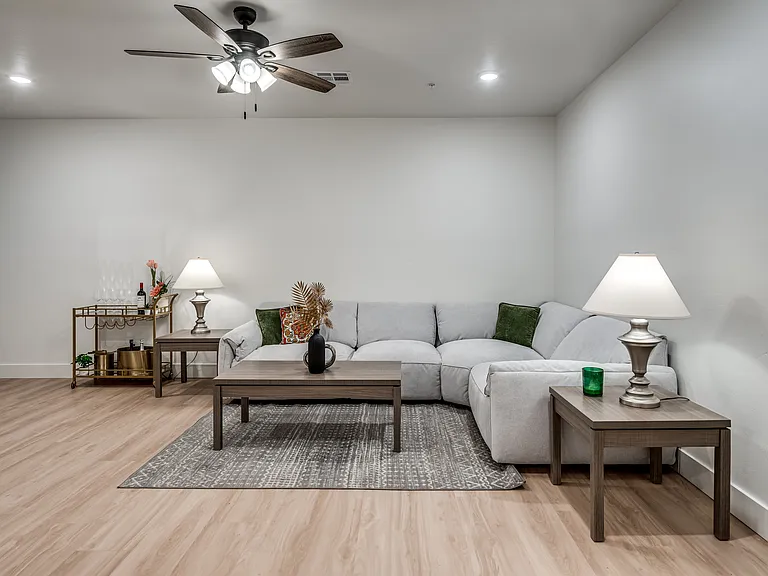 700 Asp Ave #3 — Photo 2