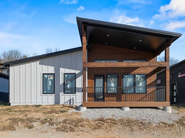 46 Teak Drive #17, Reeds Spring, MO 65737