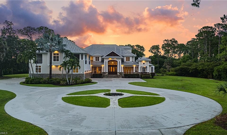 2263 Coach House LN, Naples, FL 34105 | MLS #225062613 | Zillow