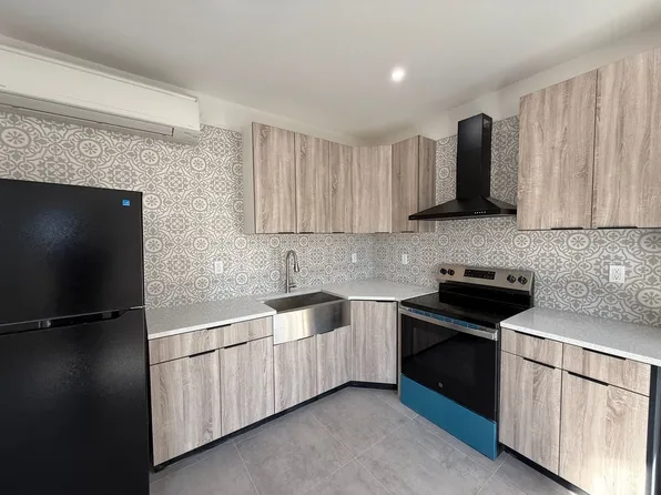 90 Lander St, 90 Lander St #C, Newburgh, NY 12550