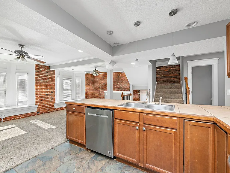 34th Street Duplex — Photo 12