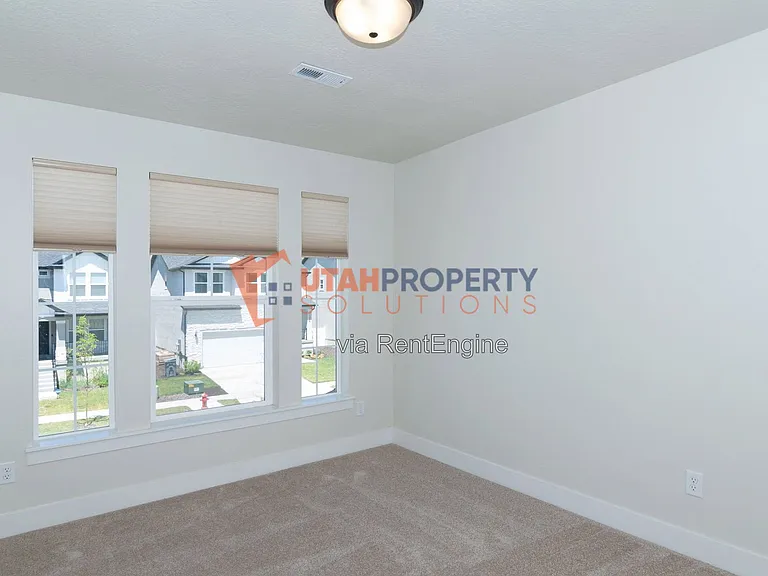 1353 W Quailhill Rd — Photo 25