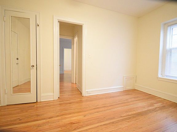 2nd image of 2310 Harriet Ave S #303