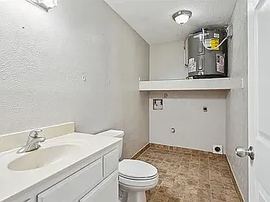 1635 Newport Pl #12 — Photo 13