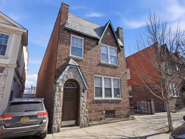 7861 75th Street, Glendale, NY 11385