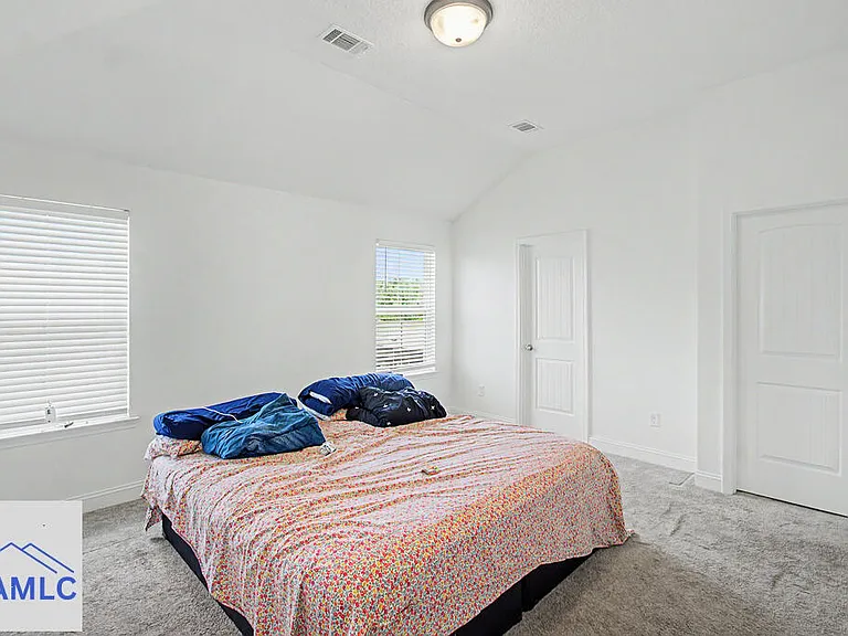 40 Rimes Ave — Photo 28