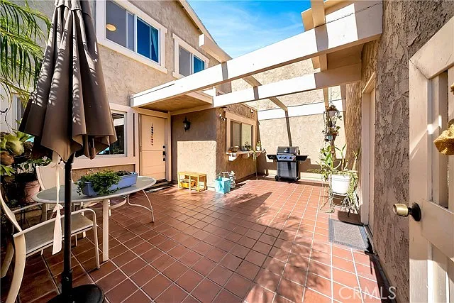 242 Avenida Baja — Photo 8