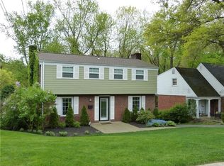 925 Bridgewater Dr, Pittsburgh, PA 15216