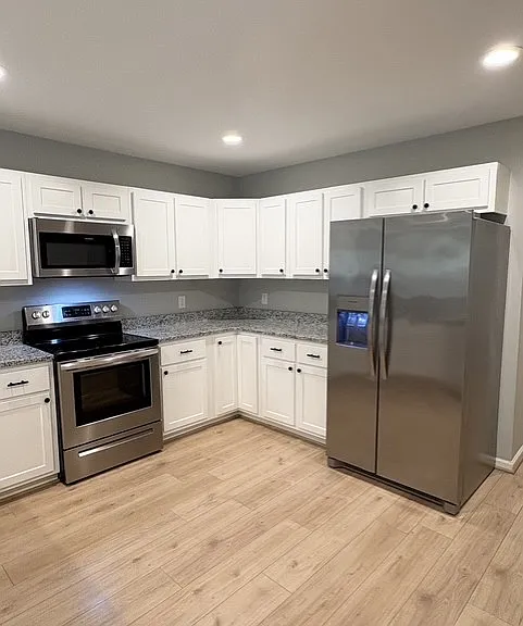 504 Hobson St — Photo 10