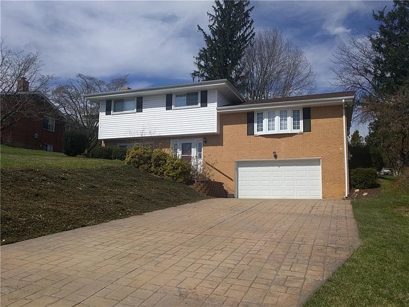 1st image of 13 Stoden Dr