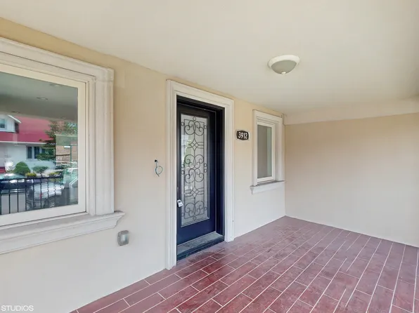 3912 Lyme Avenue image 4 of 23