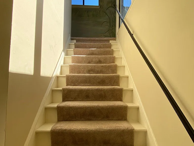 410 Abbotsleigh Ct — Photo 4