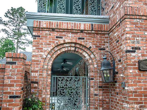 3rd image of 5 Park Ln