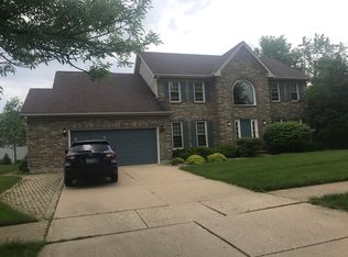 428 Millcreek Ln, Naperville, IL 60540