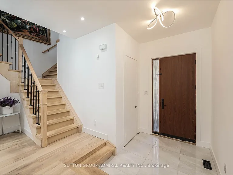 68 Addison St #2-& — Photo 8