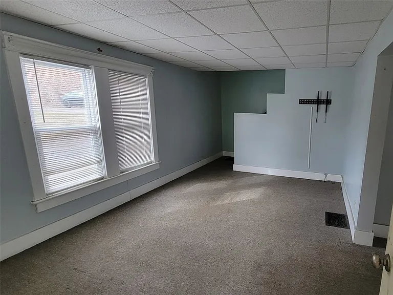 5435 State Route 7 — Photo 5