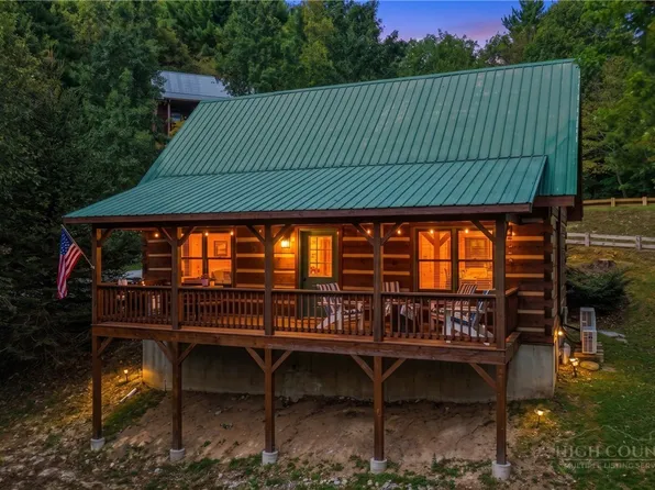 200 Apple Ridge Lane, Blowing Rock, NC 28605