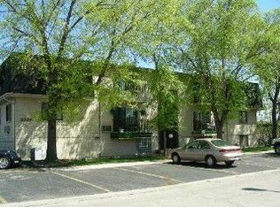 3237 S 50th Ct APT 304, Cicero, IL