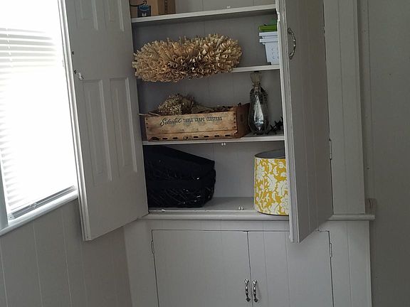 2nd image of 1-1120 E Main St #1