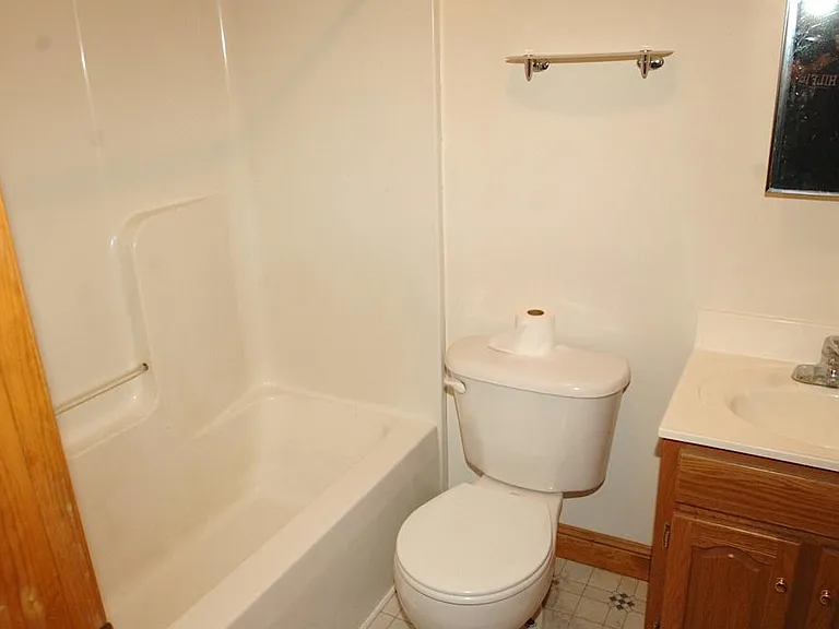 163 Bennoch Rd #A — Photo 4