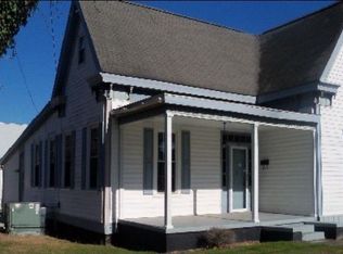 113 E Faison St, Clinton, NC 28328
