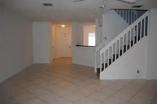 1186 SW 44th Ave — Photo 32