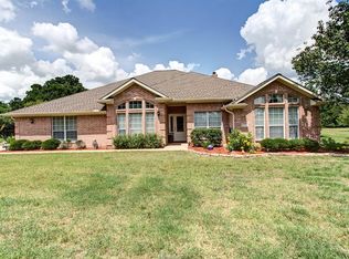 3394 Golden Trl, College Station, TX 77845