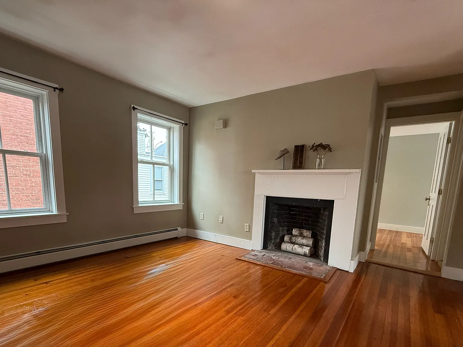 2 bed, 800 sqft, $1,750 — Photo 2