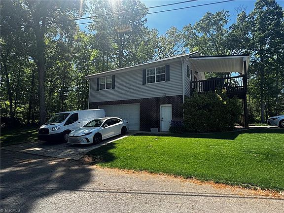 2nd image of 103 Robinhood Rd