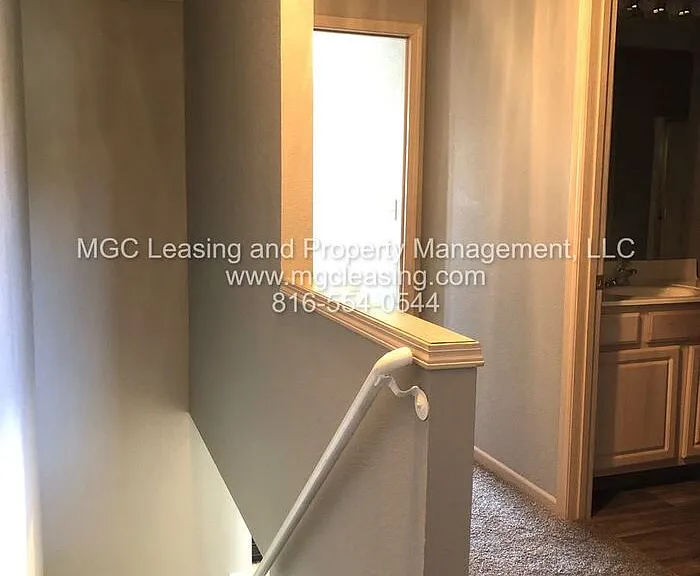 811 Garden Way — Photo 8