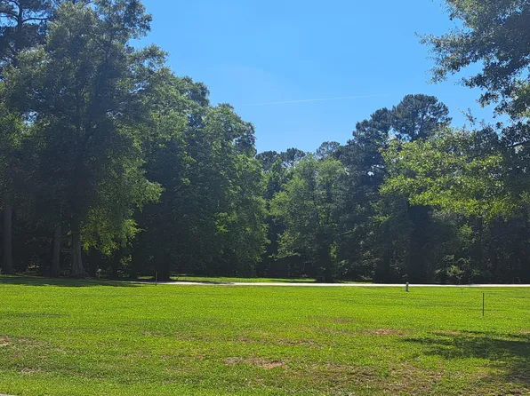 1 Santee Dr, Santee, SC 29142