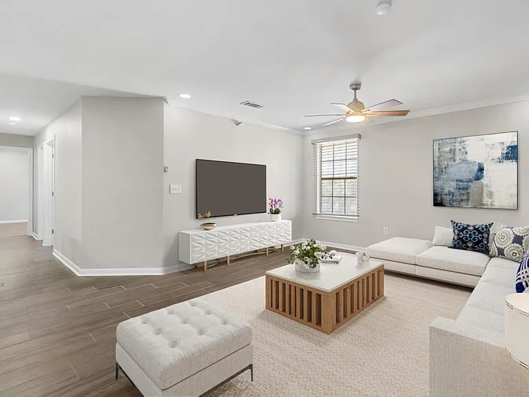 7323 Snowden Rd #1305 — Photo 16