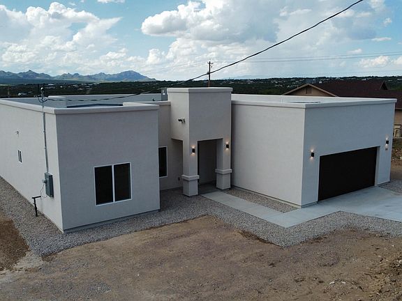 3rd image of 94 Calle Agua Salada
